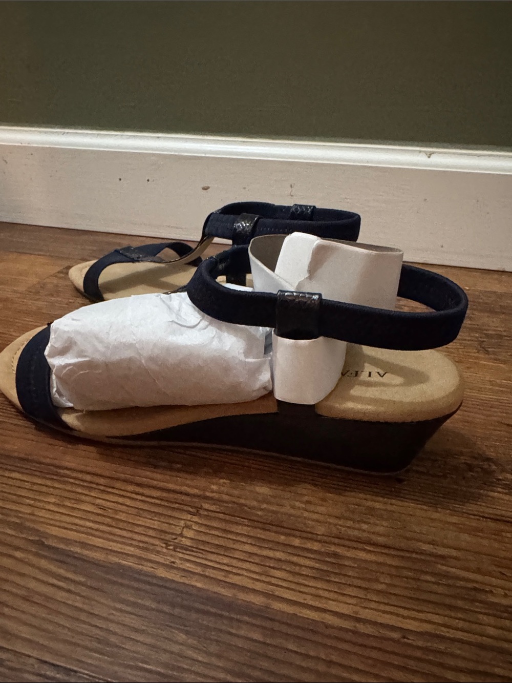 Alfani Navy Blue Sandals - Picture 5 of 8